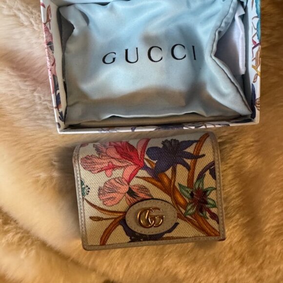 Gucci Floral Wallet - Picture 3 of 5